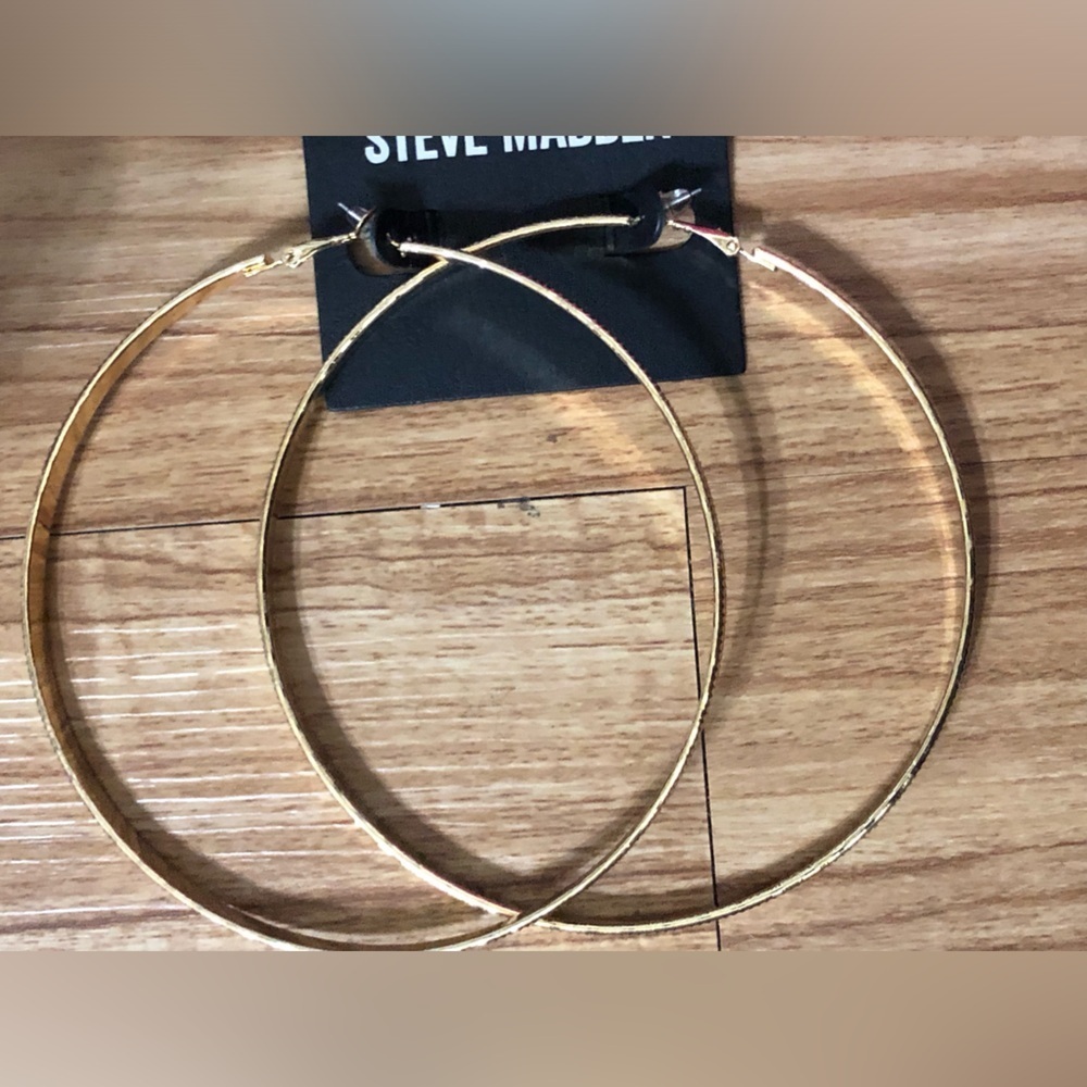 Steve Madden Gold plated stamped baroque style 100MM oversized hoop earrings